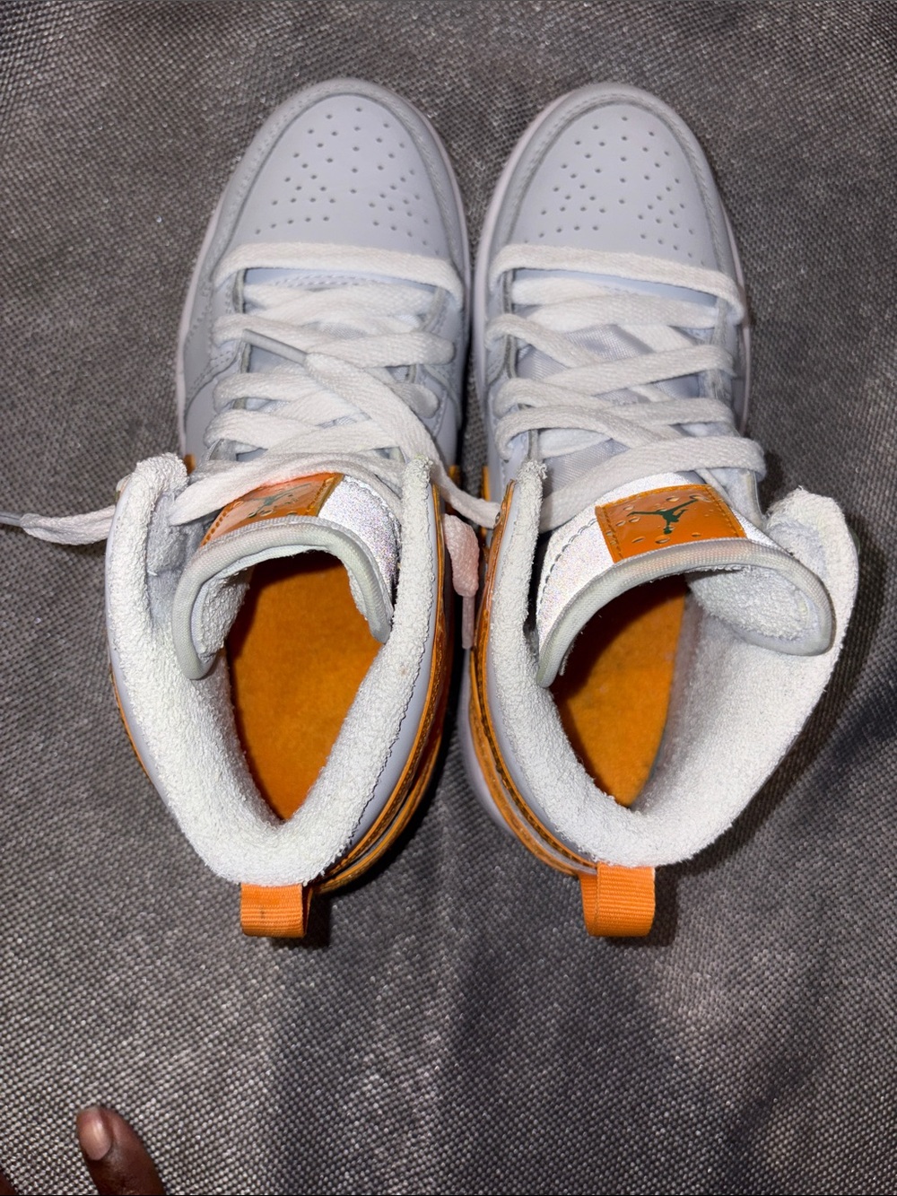 Jordan 1 Mid Se Gatorade Pack Orange size 2Y - Picture 6 of 7